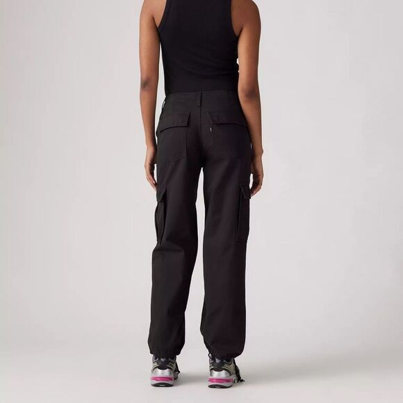 Levis Women's 94' Baggy Cargo Pants in Black Size 30 - Picture 3 of 11